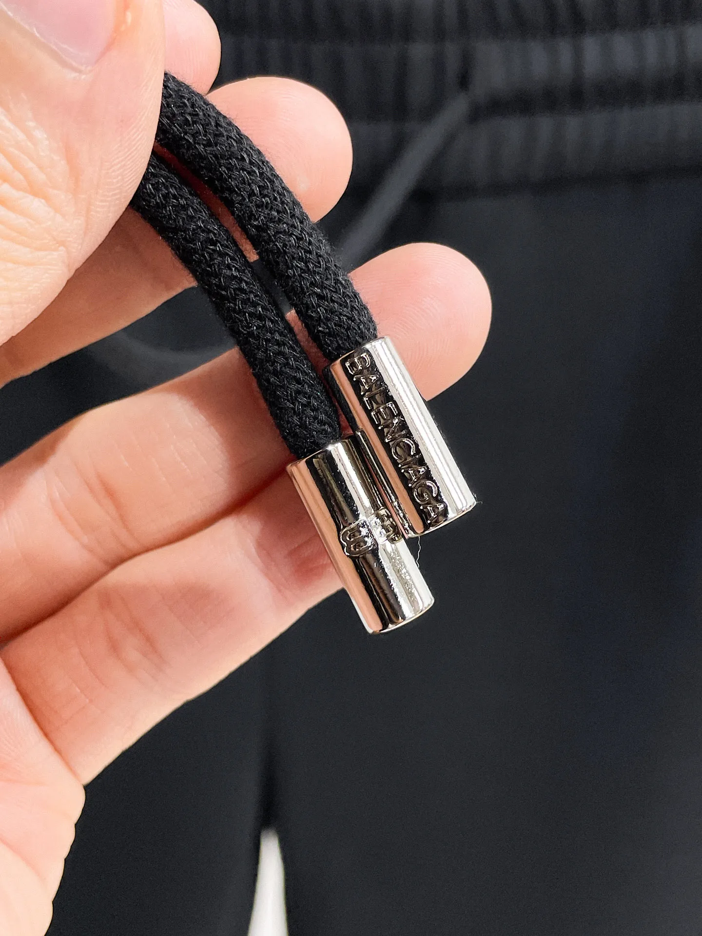 Balenciaga 🆕2026 Autumn and Winter New Arrival Casual Pants! The official website will be released simultaneously. Brand Classic LOGO casual pants, customized fabrics, excellent comfort and strong touch. Highly recognisable, perfect appearance and craftsmanship. Size:M-3XL
